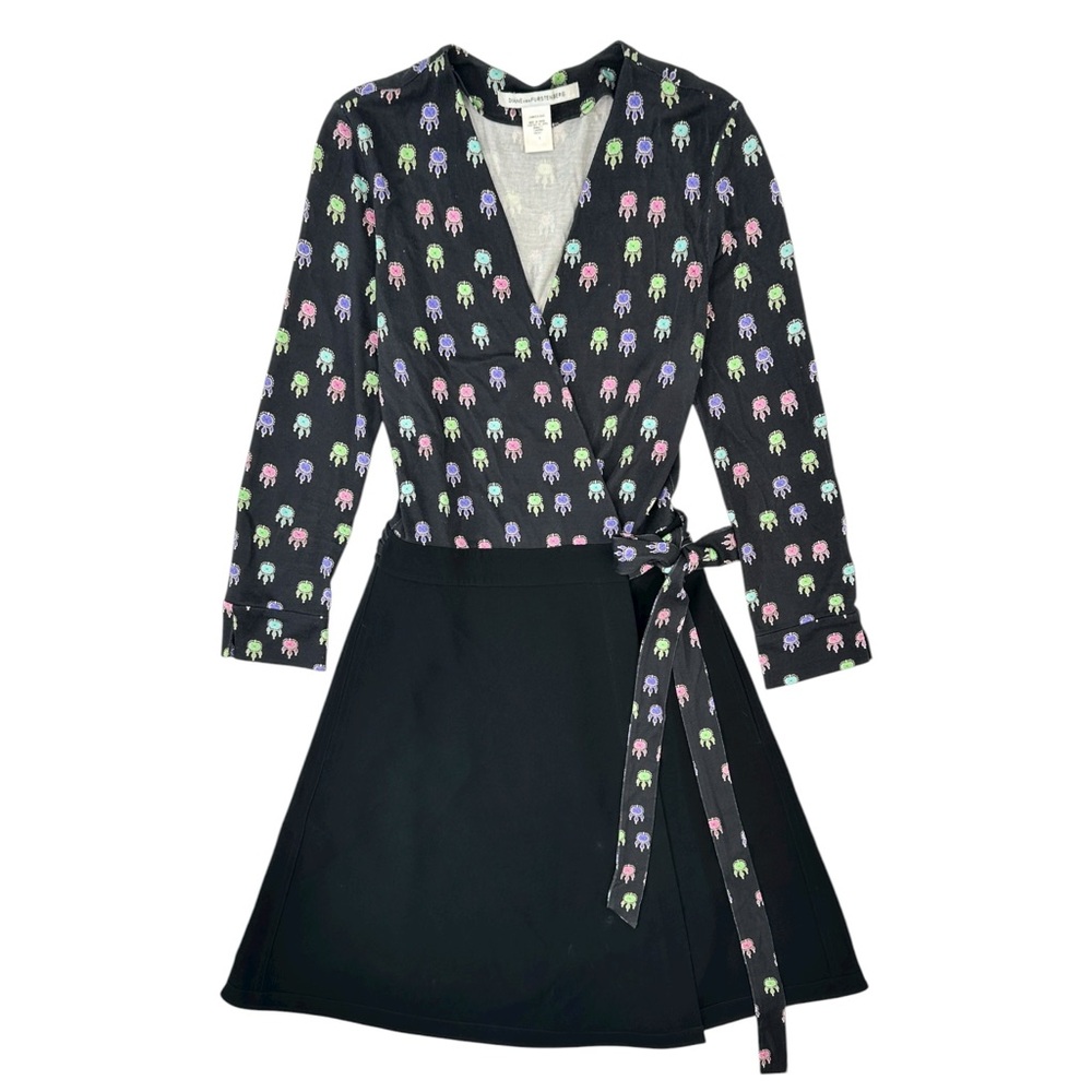 DVF Diane Von Furstenberg Vintage Black Printed Long Sleeve Silk Wrap Mini Dress
